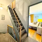 بيت للعطل The Old Locksmith Cottage, 3 - Bed, Sleeps 6, Pets Welcome