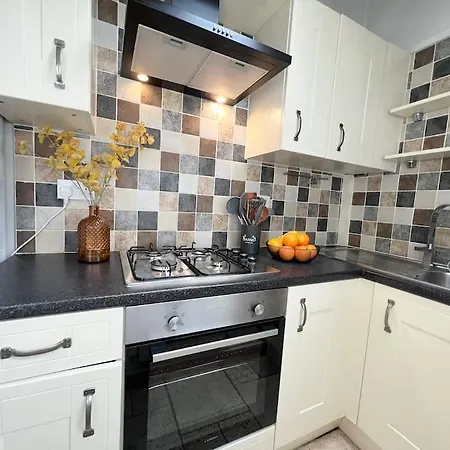 The Old Locksmith Cottage, 3 - Bed, Sleeps 6, Pets Welcome