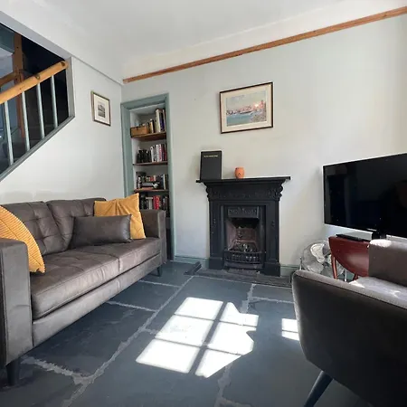 The Old Locksmith Cottage, 3 - Bed, Sleeps 6, Pets Welcome Hébergement de vacances *