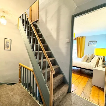 Hébergement de vacances The Old Locksmith Cottage, 3 - Bed, Sleeps 6, Pets Welcome