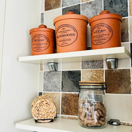 The Old Locksmith Cottage, 3 - Bed, Sleeps 6, Pets Welcome 別荘 *